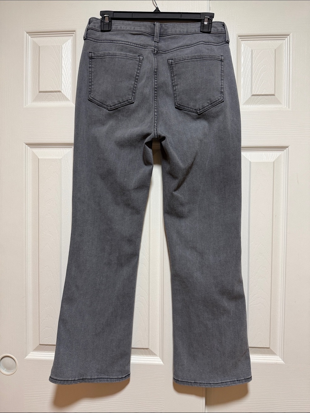 Quince Bella Stretch Kick Flare Jeans Greyed Out - Size 30 - Picture 3 of 9